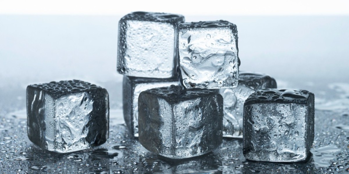 Top Reasons to Choose the Best Crushed Ice in Dubai for Your Events and Hospitality