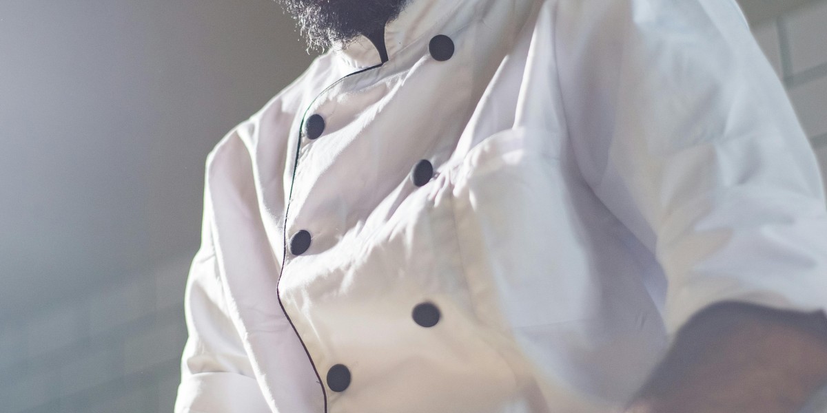 The Trendiest Colored Chef Coats for Men and Women
