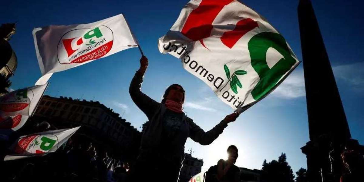 Italian election campaign ends as far right bids for power