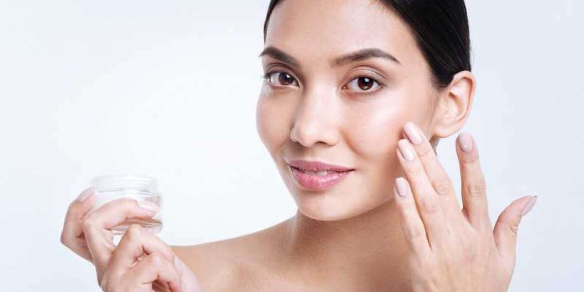 What Tretinoin Cream Strength is Best For Acne?