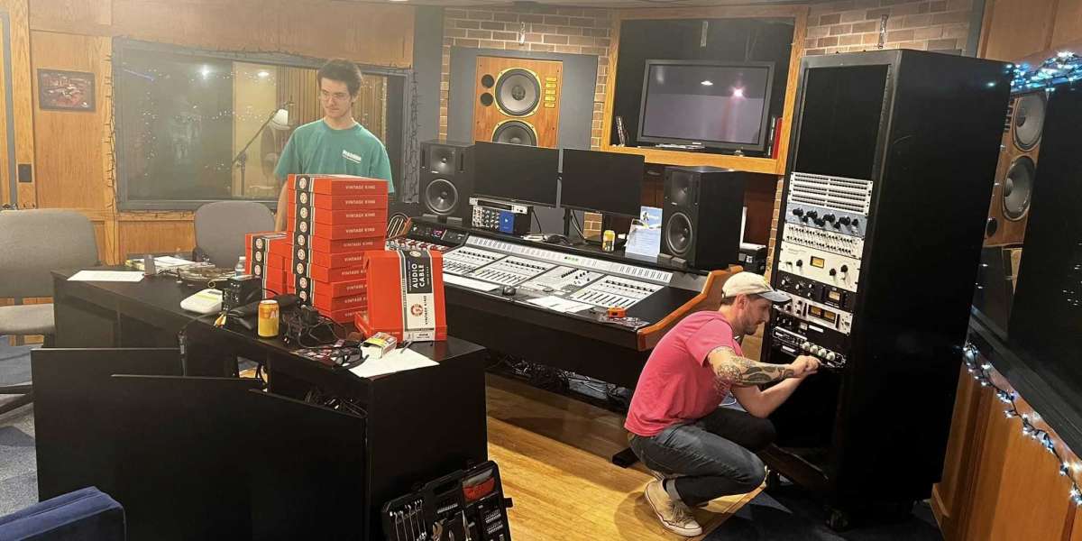 How Recording Studios Helped Young Artists Chase Their Dreams?