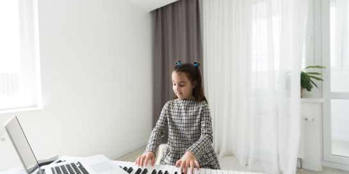 Choosing the Best Way to Get Keyboard Lessons
