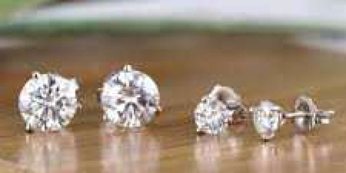 Choosing Diamond Earrings