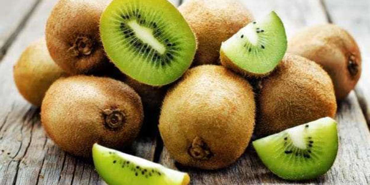 KNOW THE MEDICAL BENEFITS AND SIDE EFFECTS OF KIWI