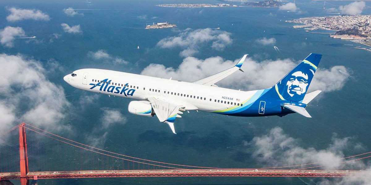 Alaska Airlines: Experience the Best Service and Comfort in the West