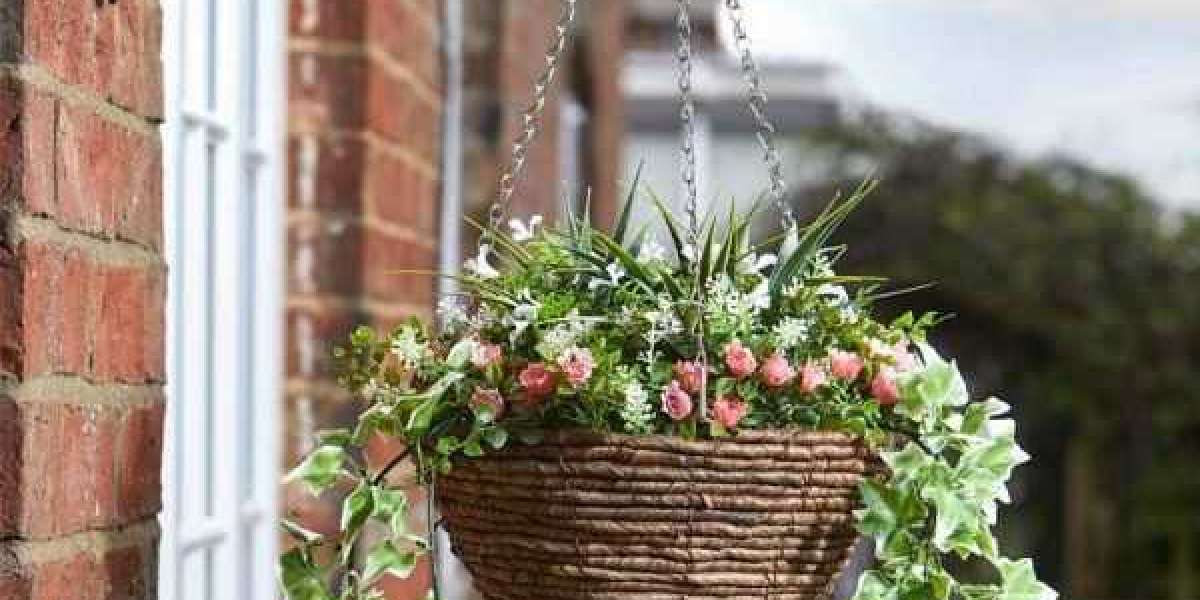 From Ordinary to Extraordinary: Elevating Your Garden with Ornaments