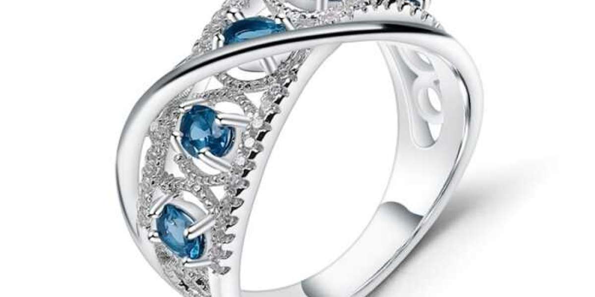 Why Moonstone Engagement Rings are a Unique Choice