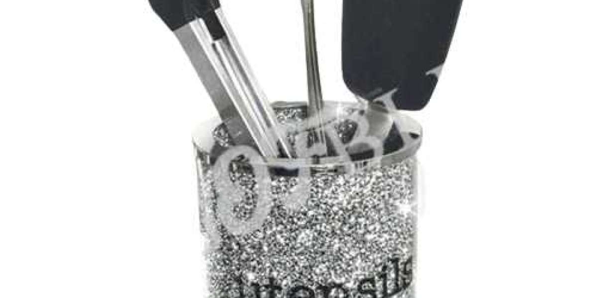 Crushed Crystal Utensils Pot Silver: Enhancing Your Dining Experience