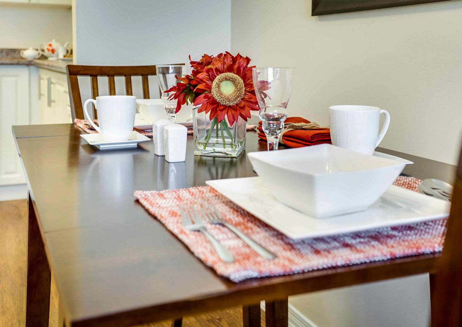 Experience the Joy of Dining at Queens Avenue Retirement Residence