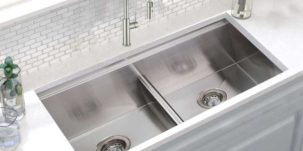 What are the advantages of having sinks in your bathroom?