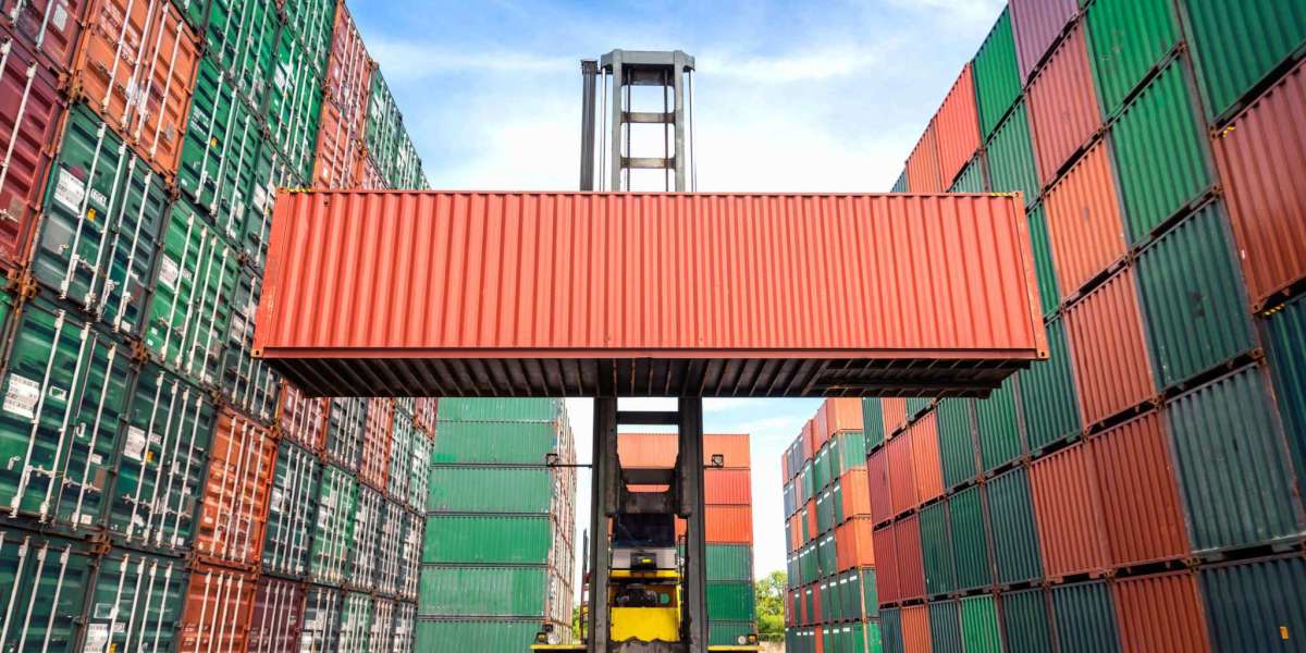 How Shipping Containers Streamline Retail Inventory Systems?