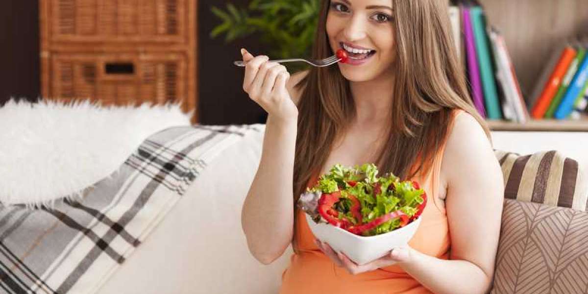 Nourishing the Miracle: A Guide to a Healthy Pregnancy Diet