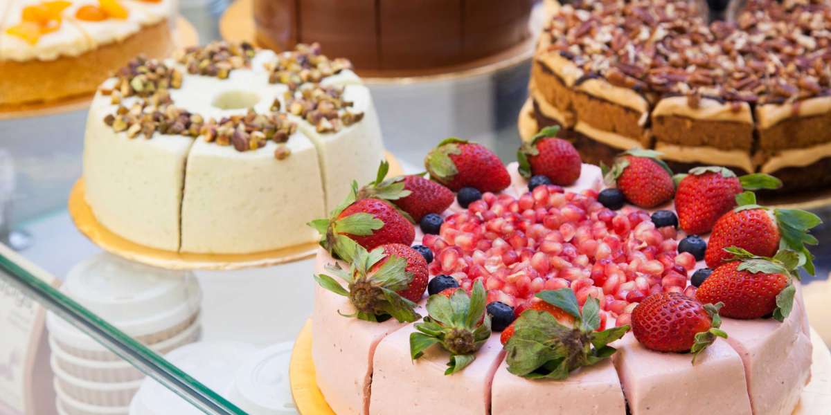 7 Tips for Ensuring Freshness in Cake Delivery Services