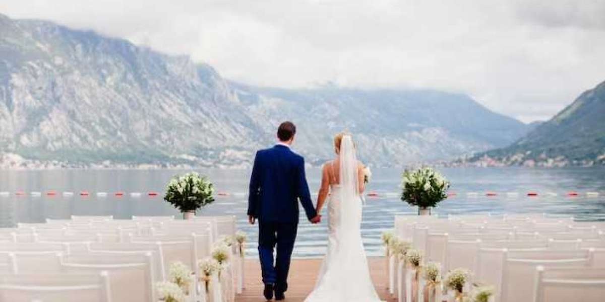 Eternal Bliss by the Shores: Unveiling Unforgettable Weddings at Relais Forte Benedek on Lake Garda