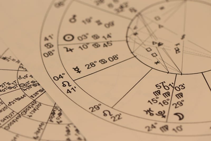 The Benefits of Talking to an Astrologer For Free