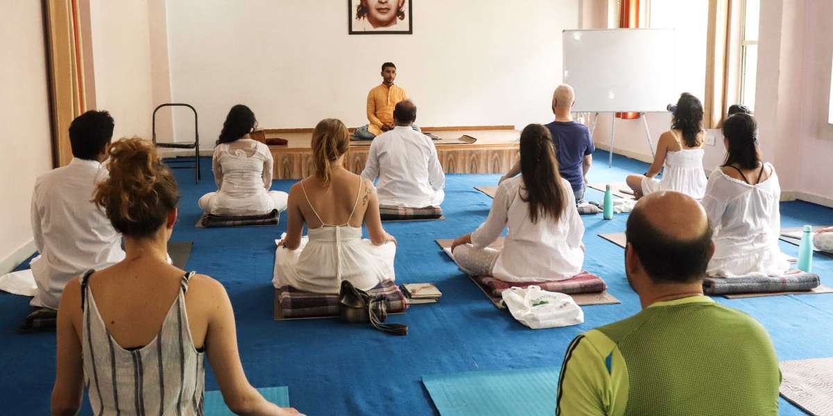 Finding Inner Peace and Balance Through a 200 Hour Yoga Teacher Training in India