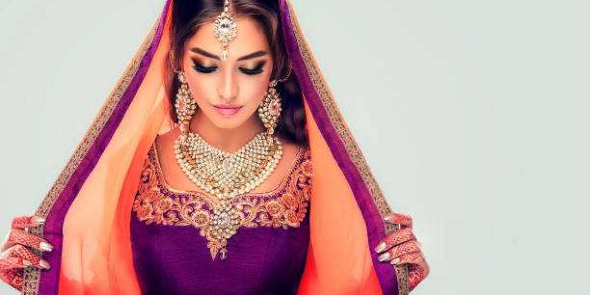 The Ultimate Lehenga Shopping Checklist for Every Bride